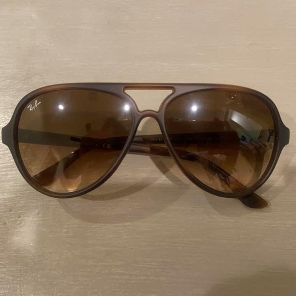 Ray Ban Cats 5000